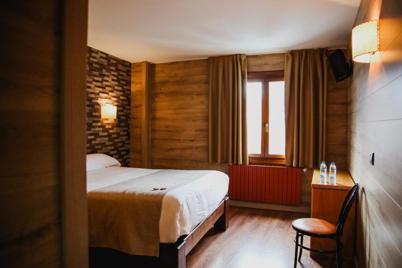 Double Room,1212436213:JPEG