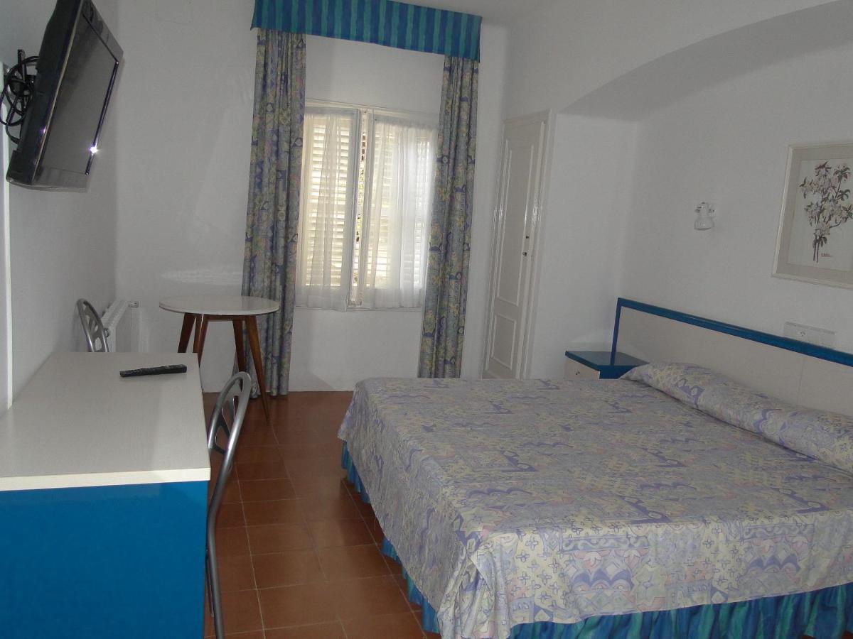Economy Double Room,1084675018:JPEG