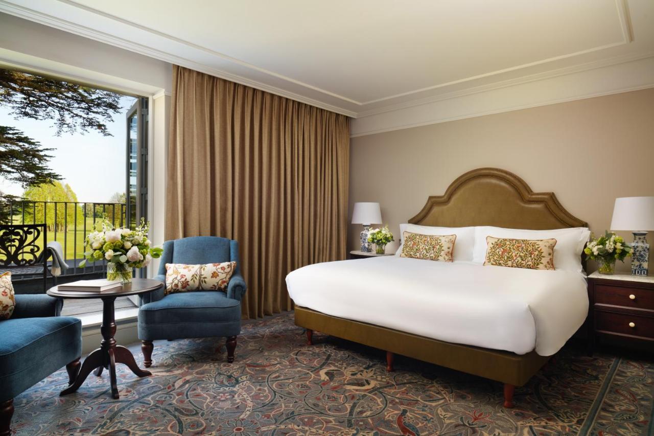 Habitación Fairmont con balcón y cama extragrande