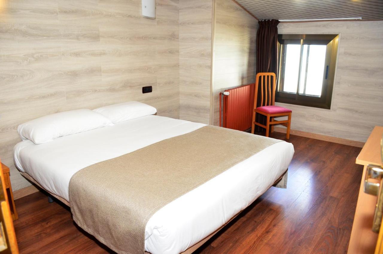 Budget Double Room,1141626835:JPEG