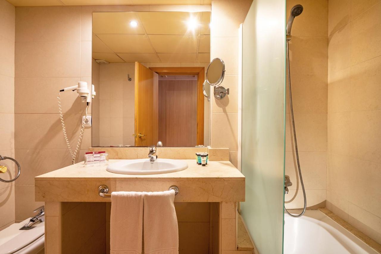 Superior Triple Room,1142158984:JPEG