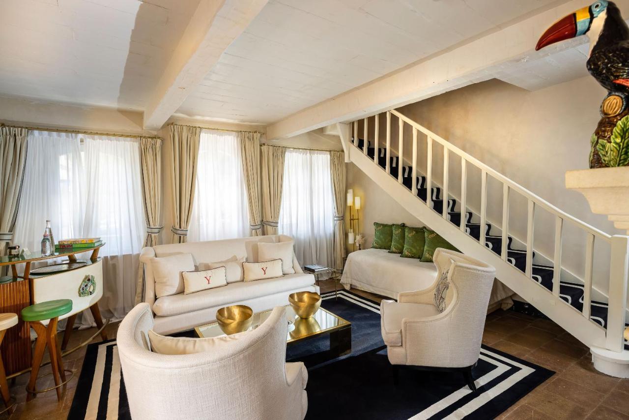 Suite Dúplex con terraza y vistas al jardín