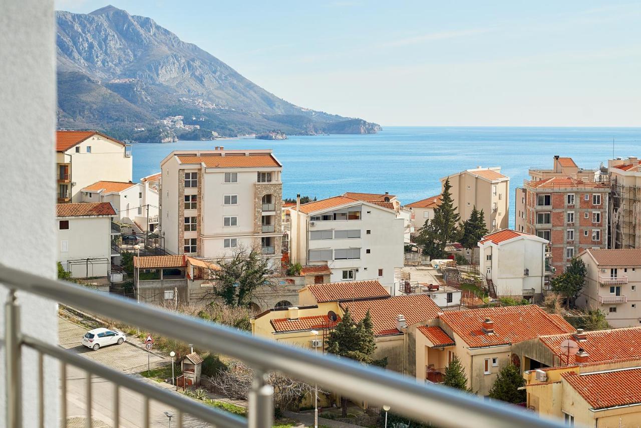 Habitación Doble Deluxe con balcón y vistas al mar