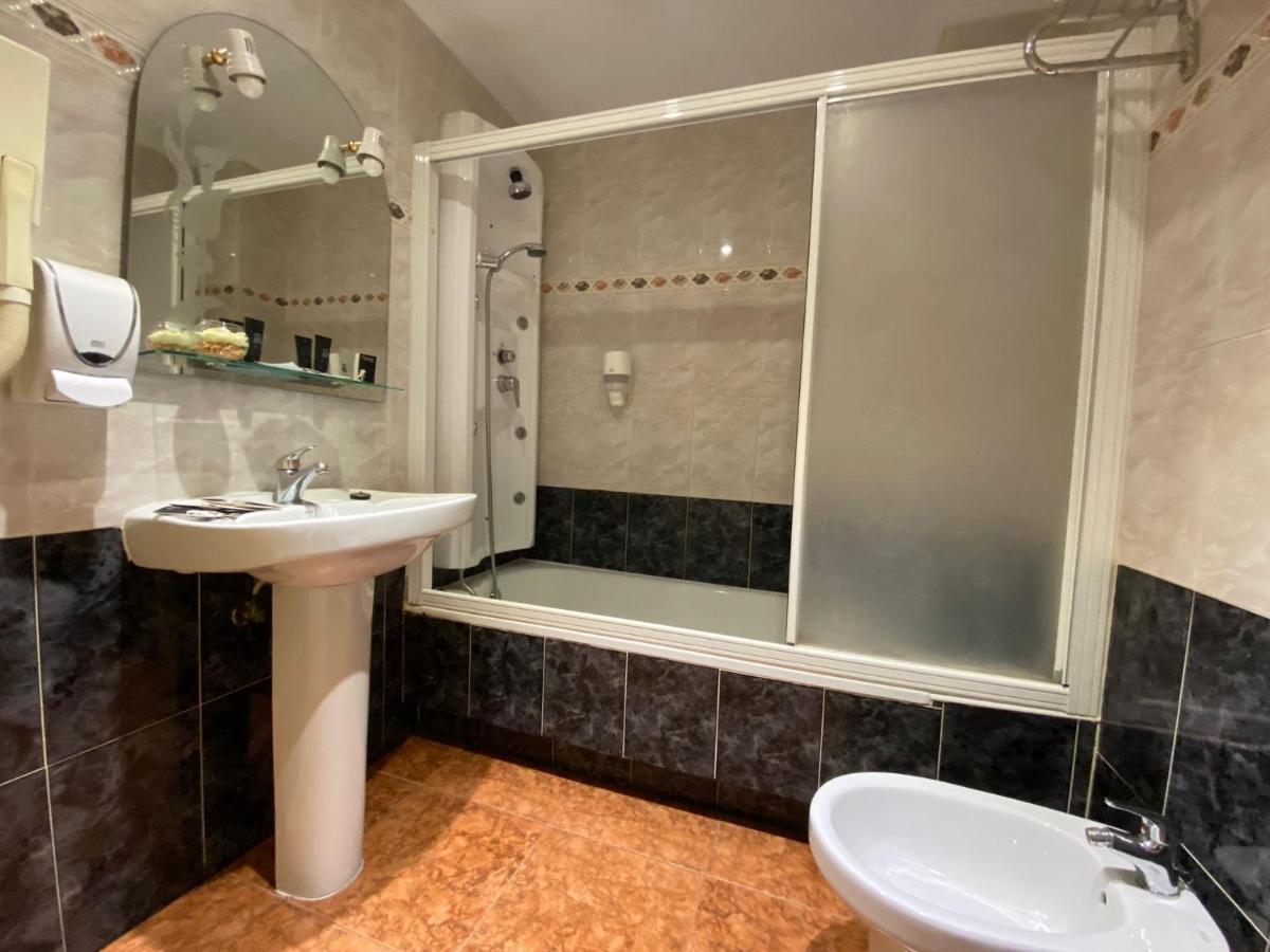Family Suite,1233403556:JPEG