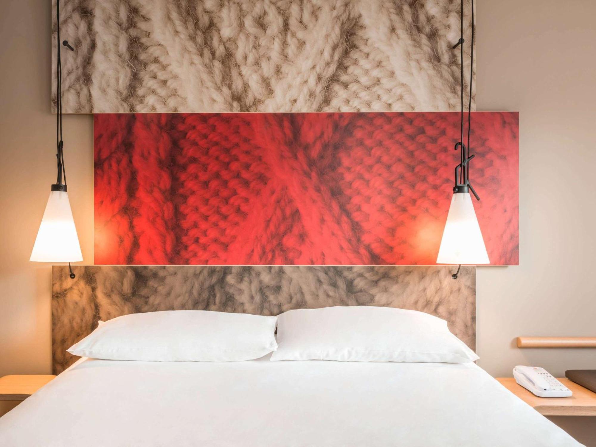 Premium Double Room,1704827432:JPEG