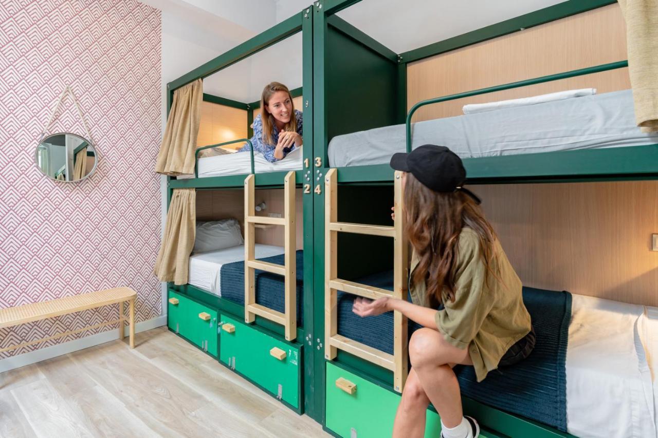 Cama en habitación compartida mixta de 8 camas