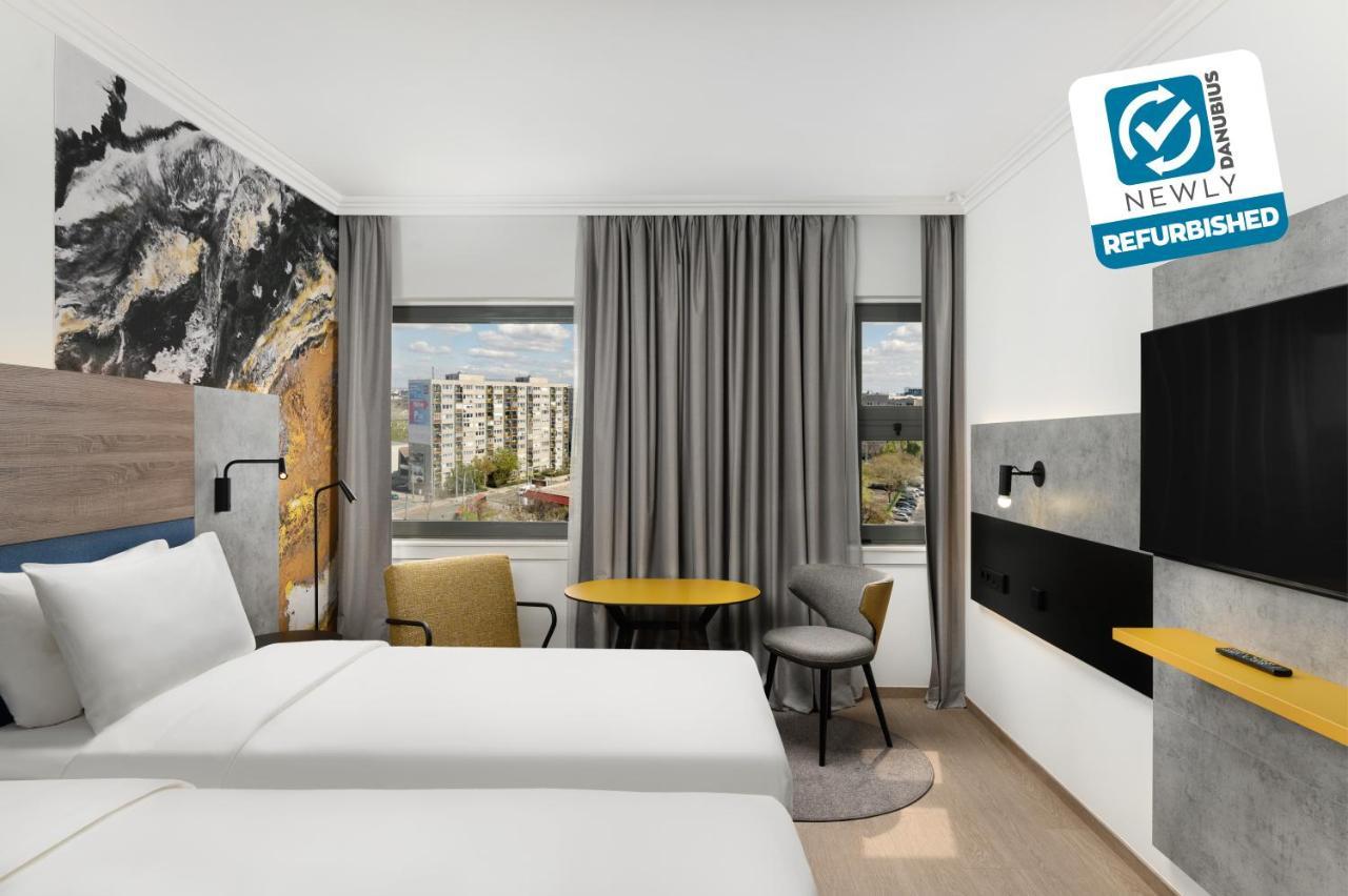 Habitación Doble Premium recién reformada con vistas a la ciudad - 2 camas