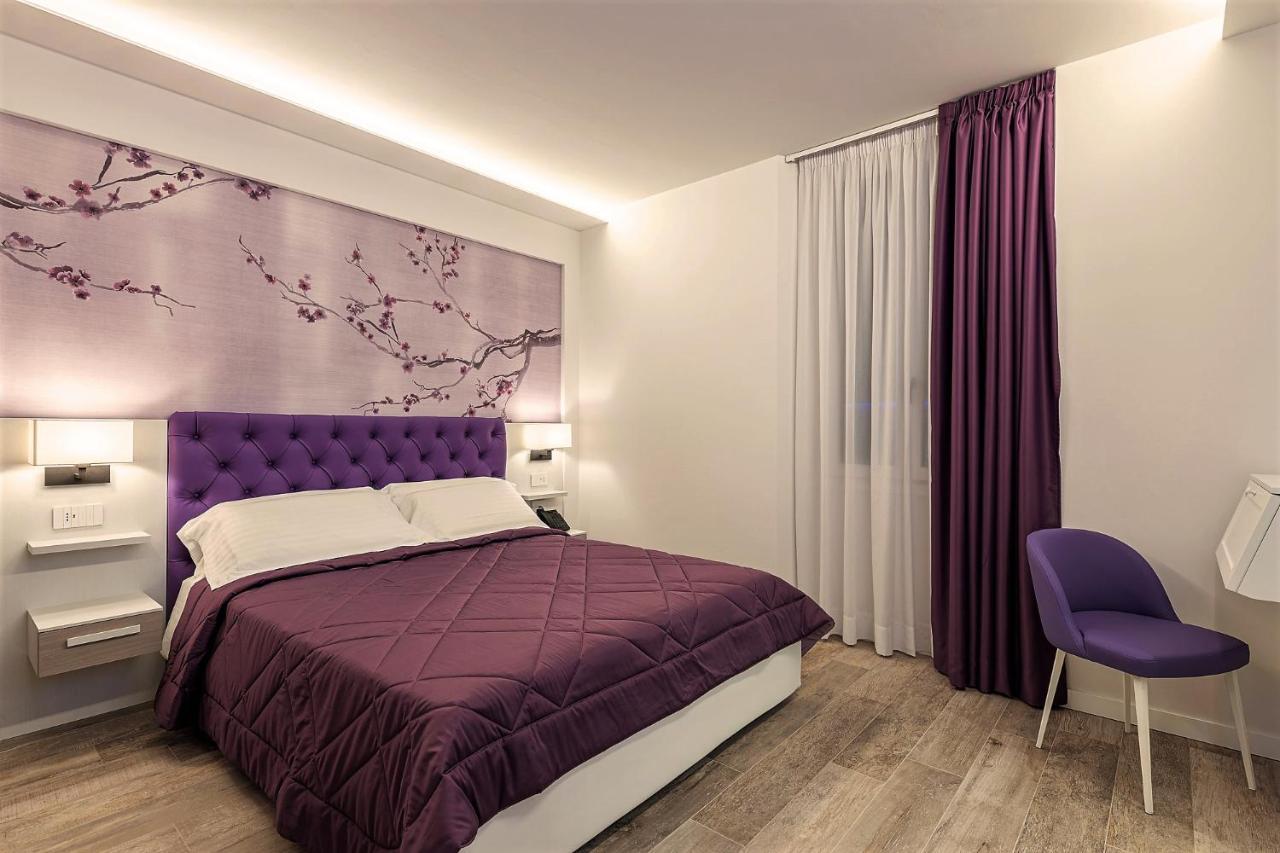 Deluxe King Room,1487520637:JPEG