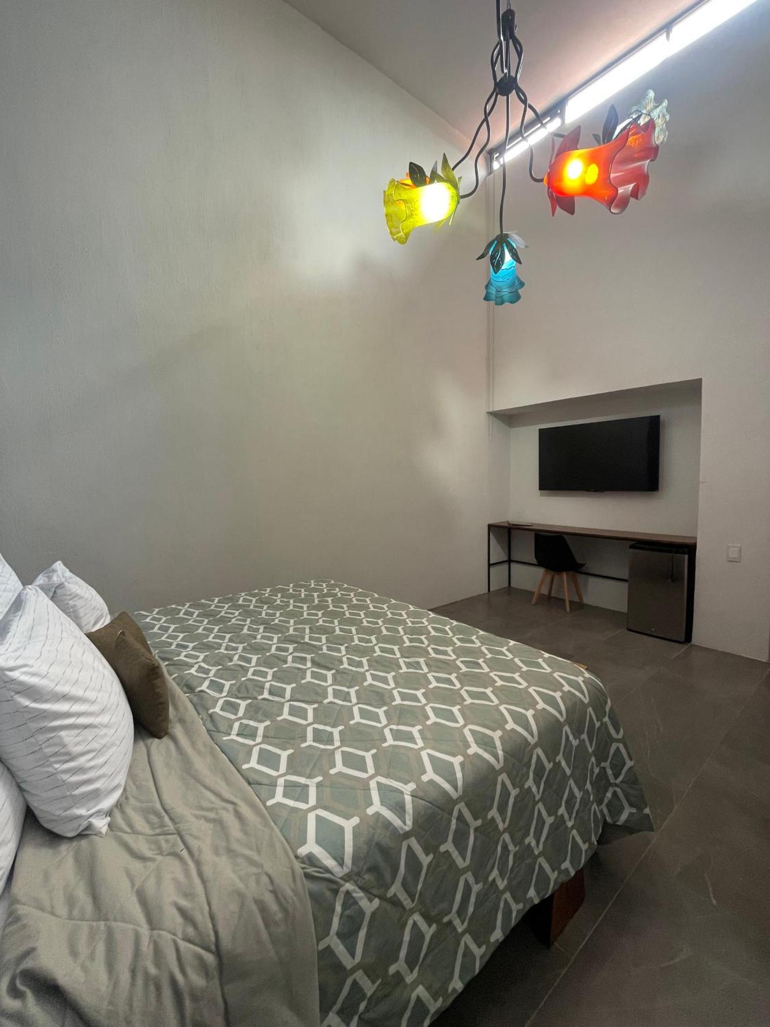 King Room,1518576448:JPEG