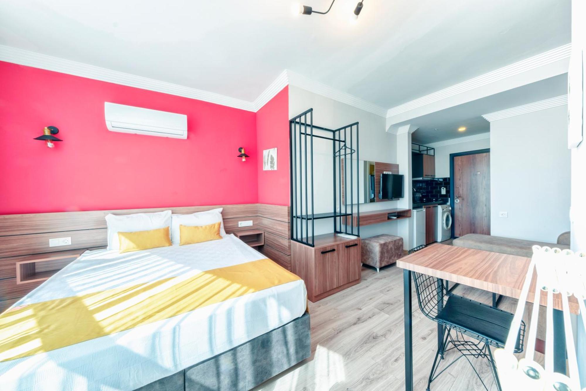 Luxury Triple Room,1533832720:JPEG