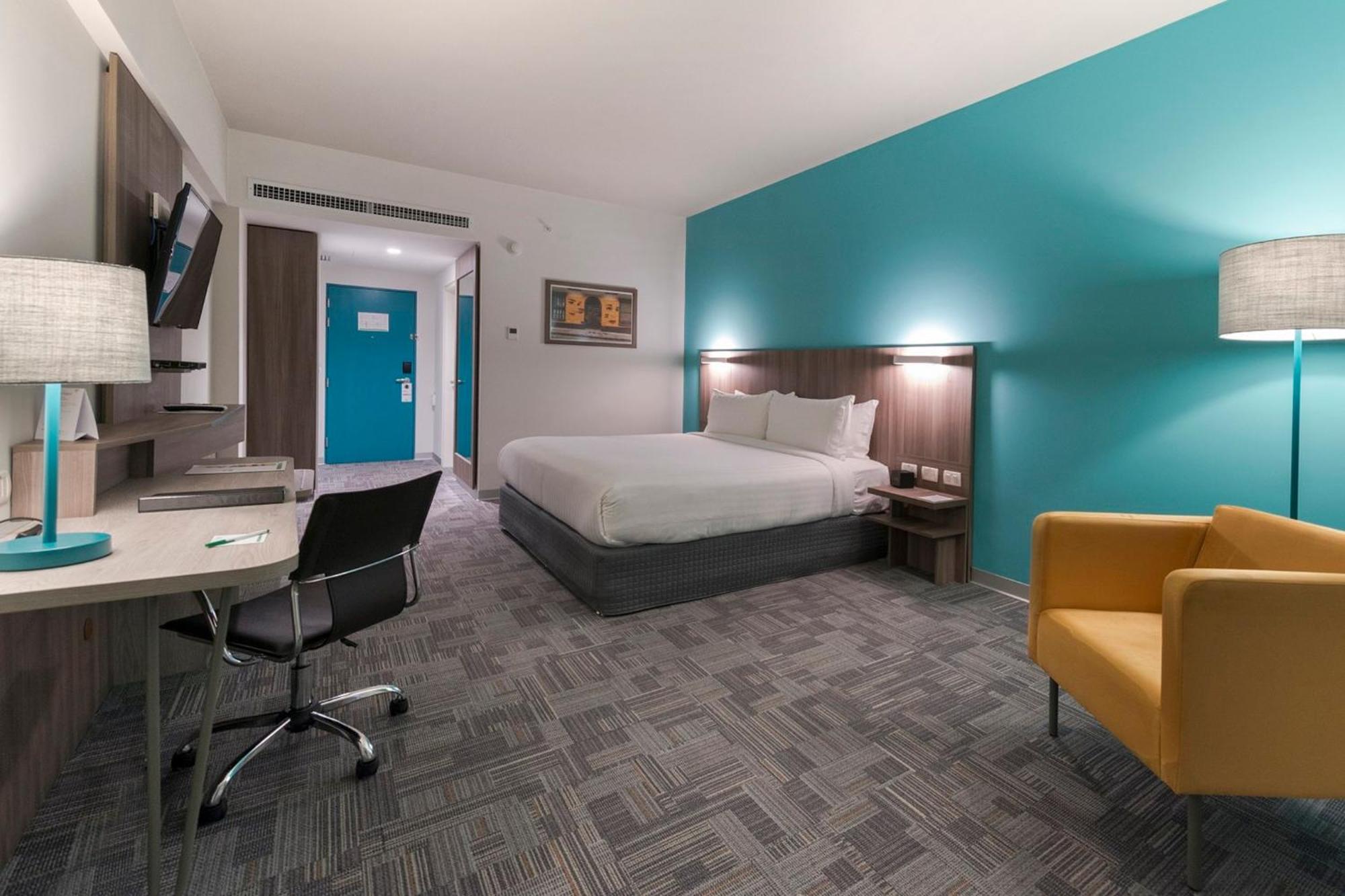 Standard King Room