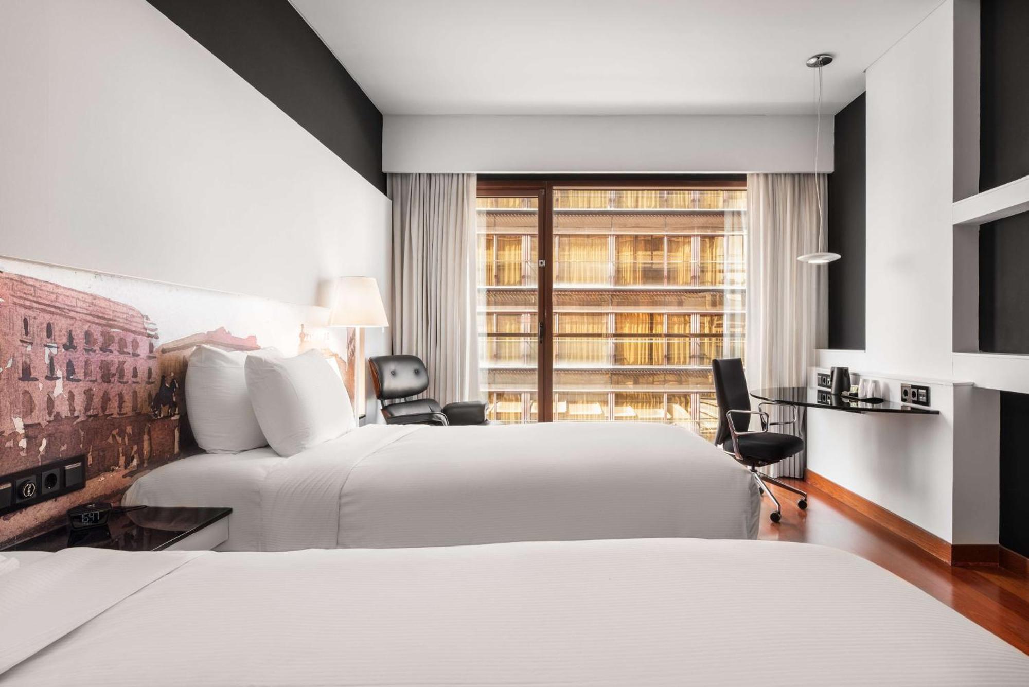 Twin Room,1622014933:JPEG