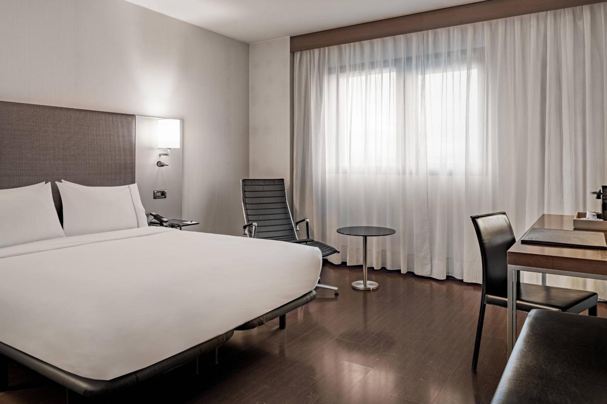 Standard Queen Room Extra Bed