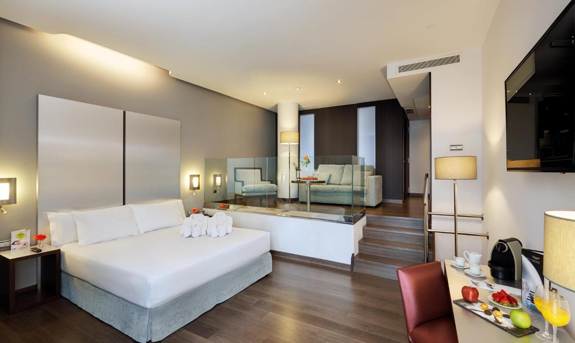 Superior  (3 Adults),1659464237:JPEG