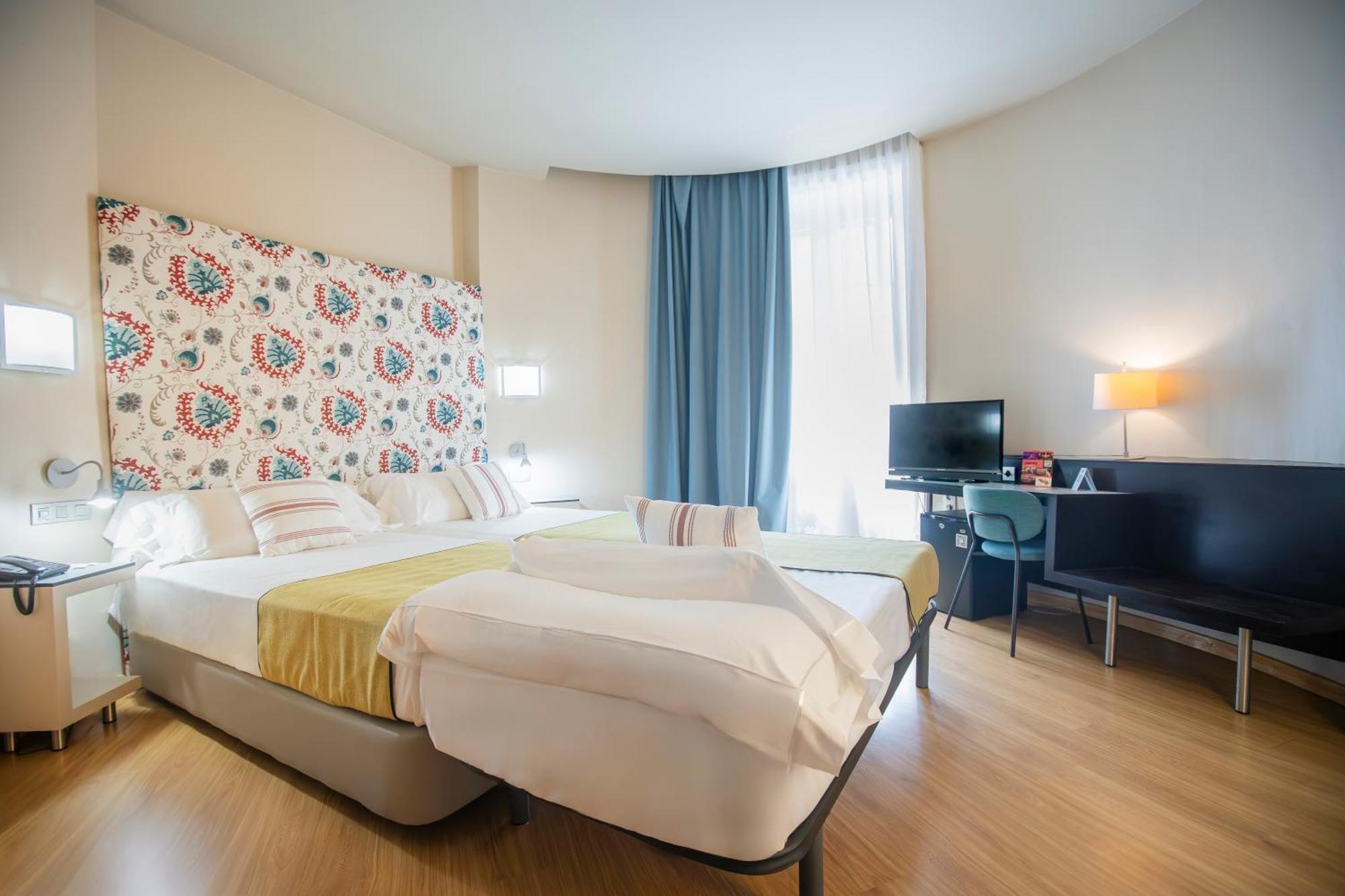 Habitación Doble con cama supletoria - 1 o 2 camas (3 adultos)
