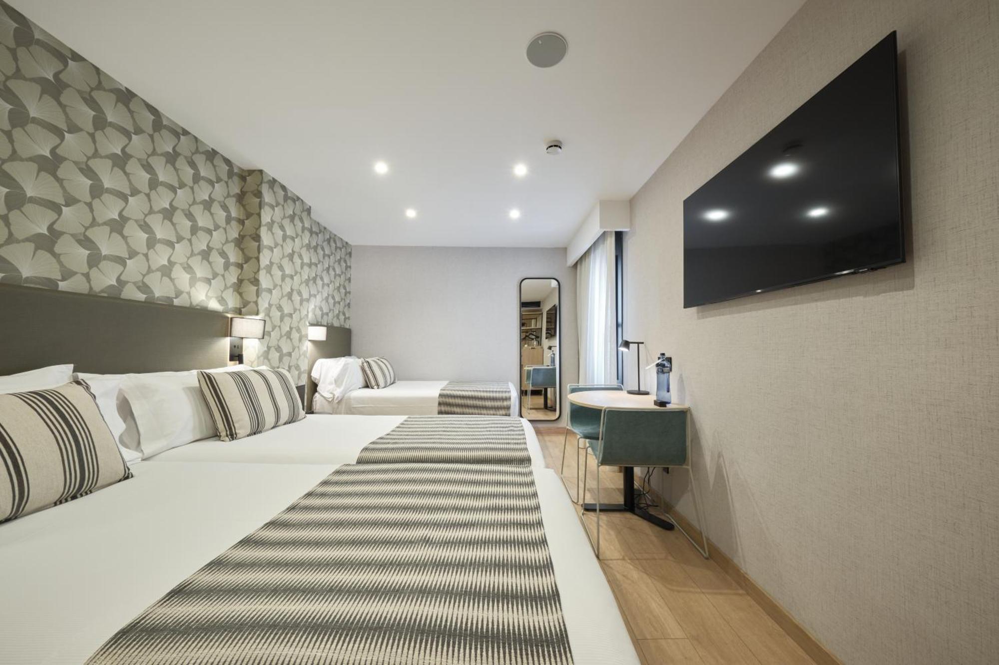 Premium Deluxe Triple Room