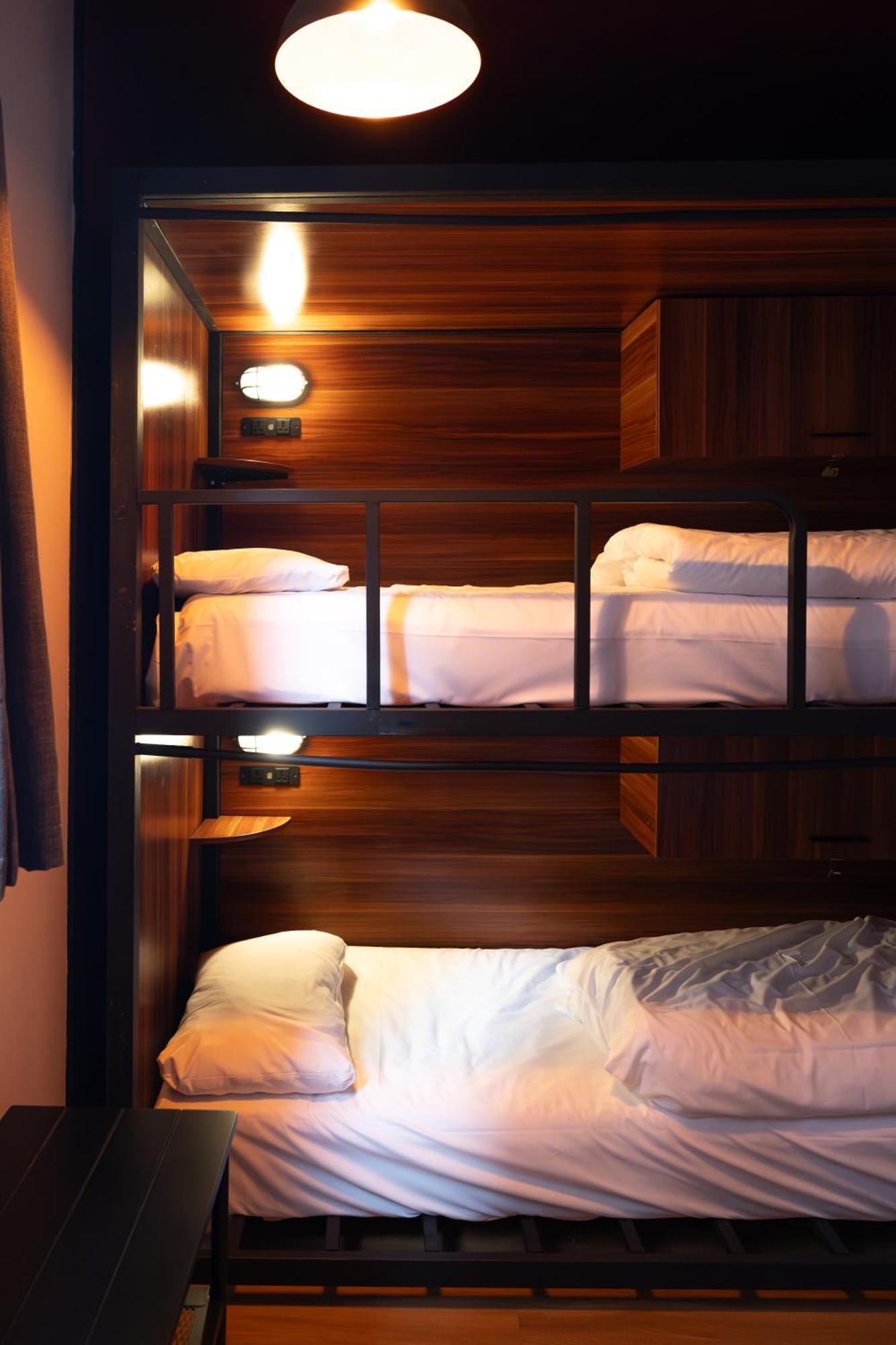 Bed 4-Bed Dormitory Room,1739383161:JPEG