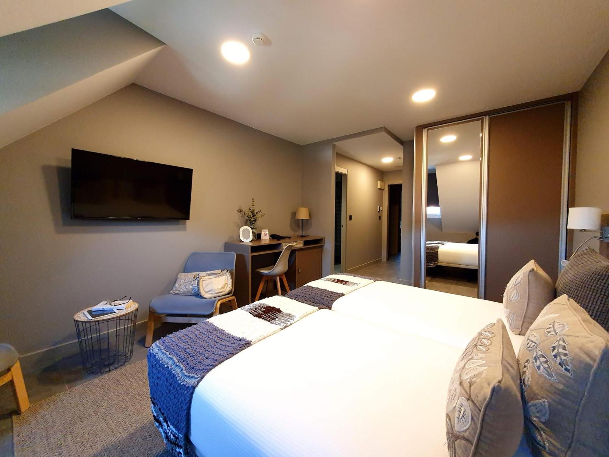Triple Room,1743144635:JPEG