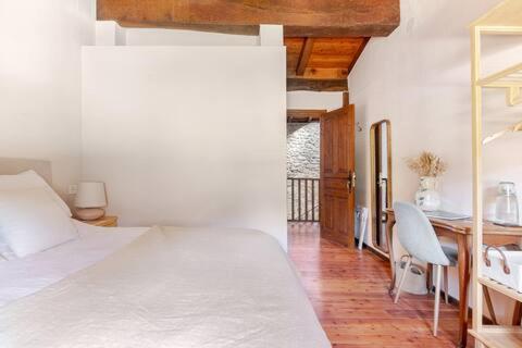 Double Room with Mountain View,1756837928:JPEG