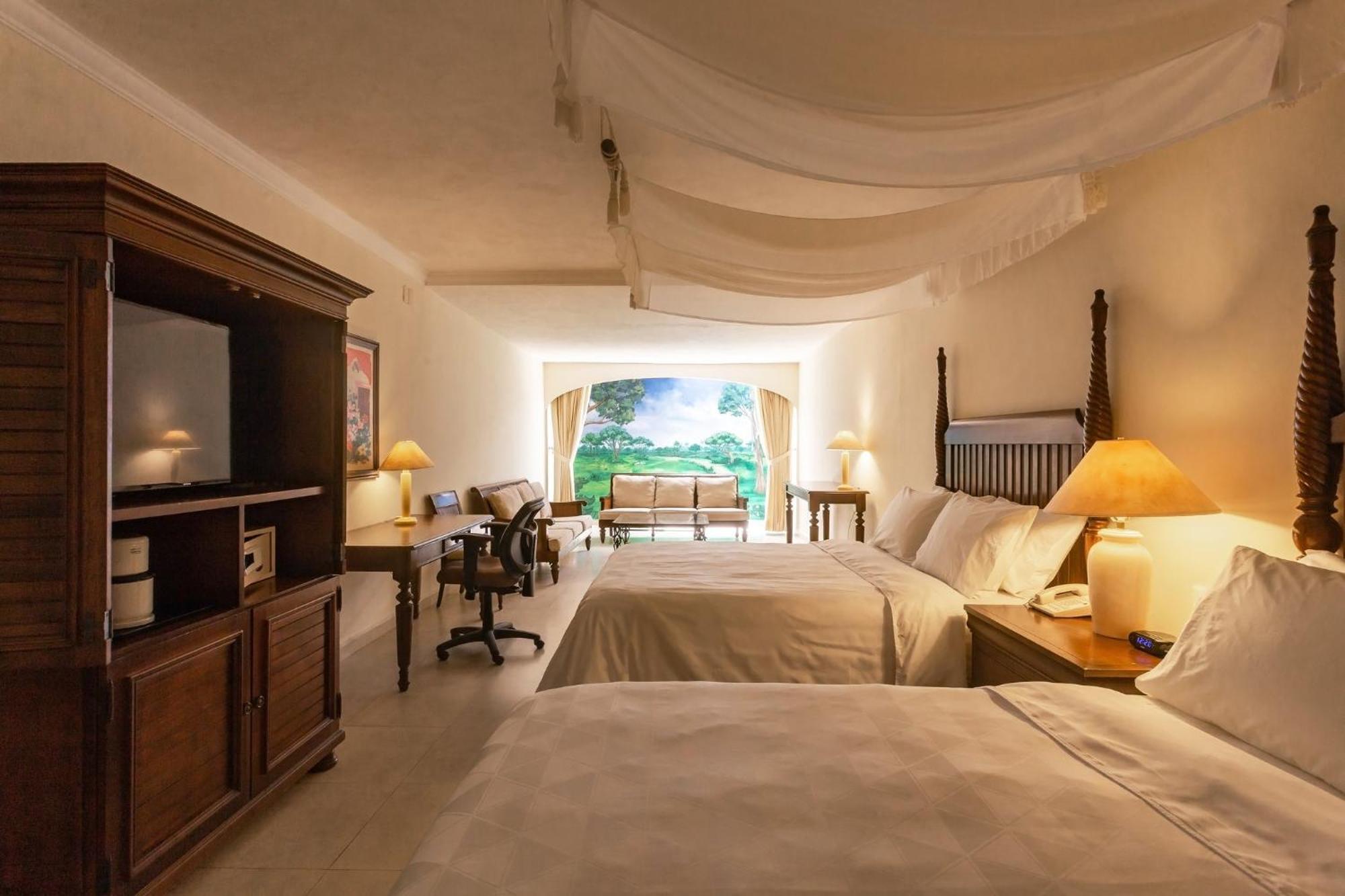 Two Single Beds Suite