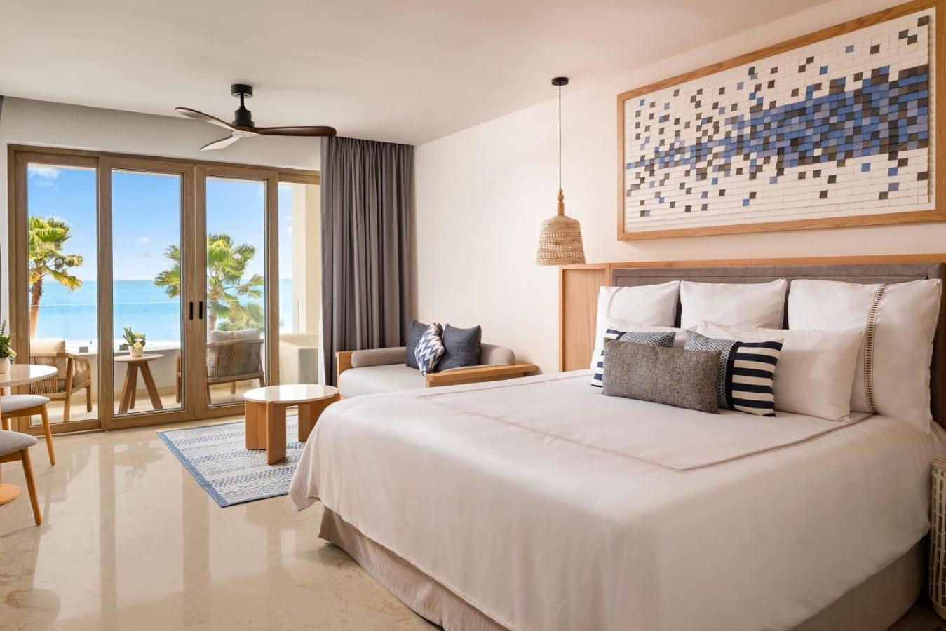 Suite Junior Club Preferente con vistas al océano