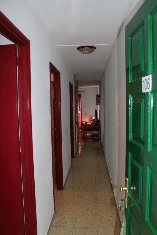 One-Bedroom Apartment 2
