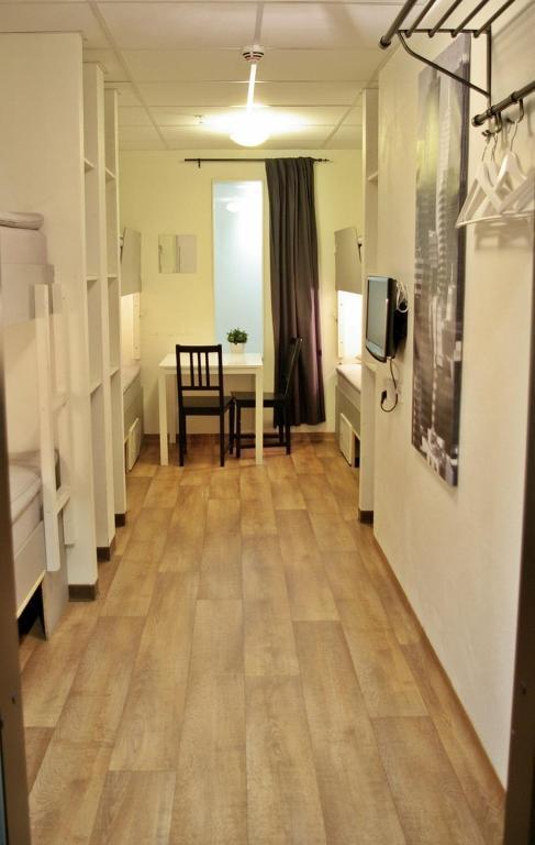 Bed 4-Bed Mixed Dormitory Room