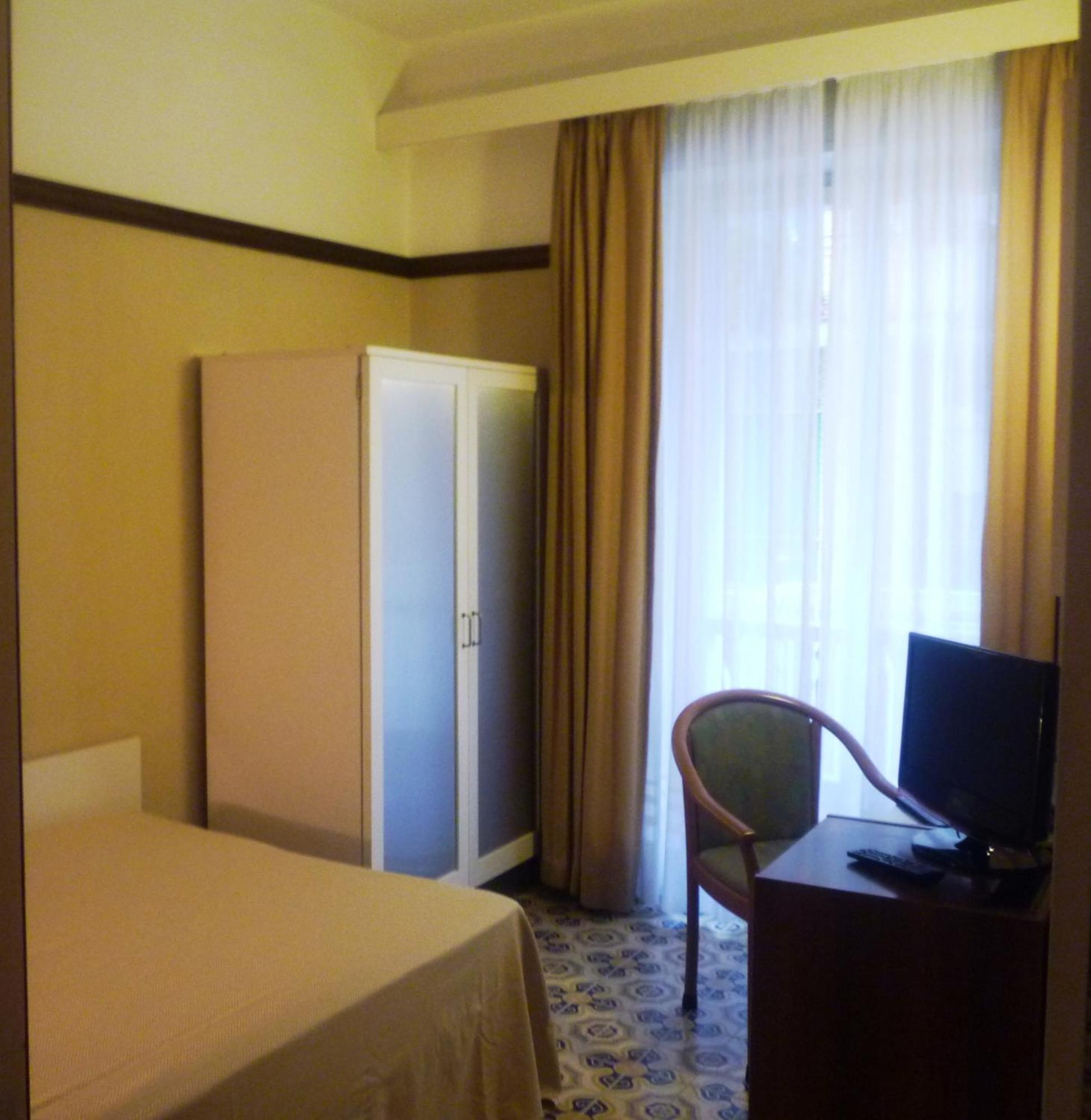 Habitación Individual Económica