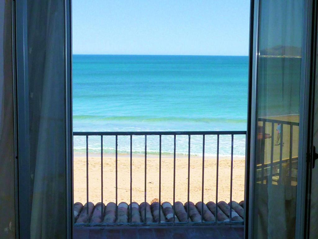 Double or Twin Room with Balcony and Sea View,31578956:JPEG