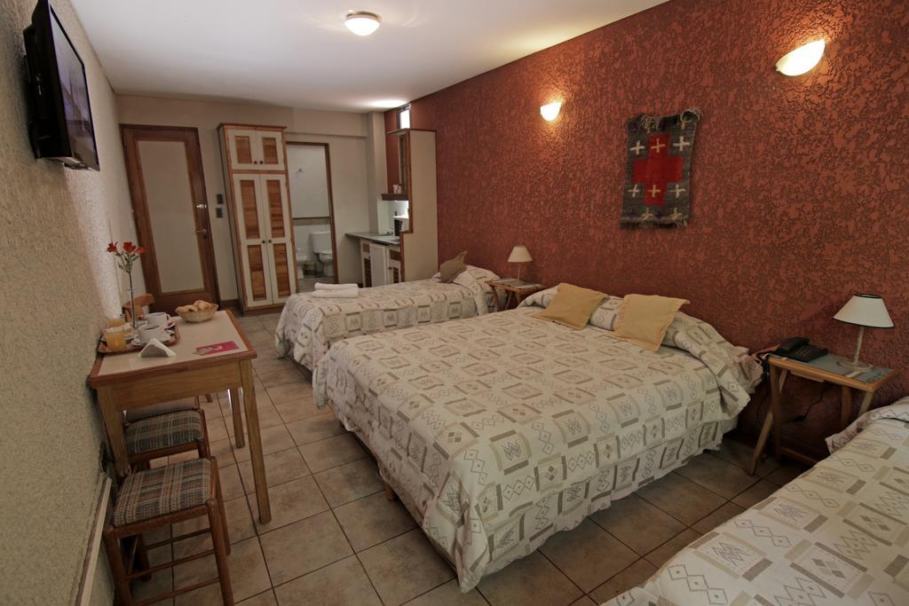 Quadruple Room,345359401:JPEG