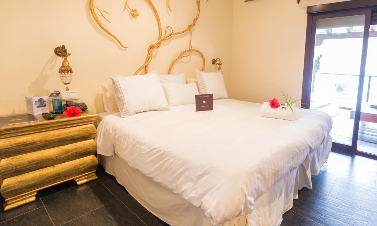 Deluxe Room,510783045:JPEG