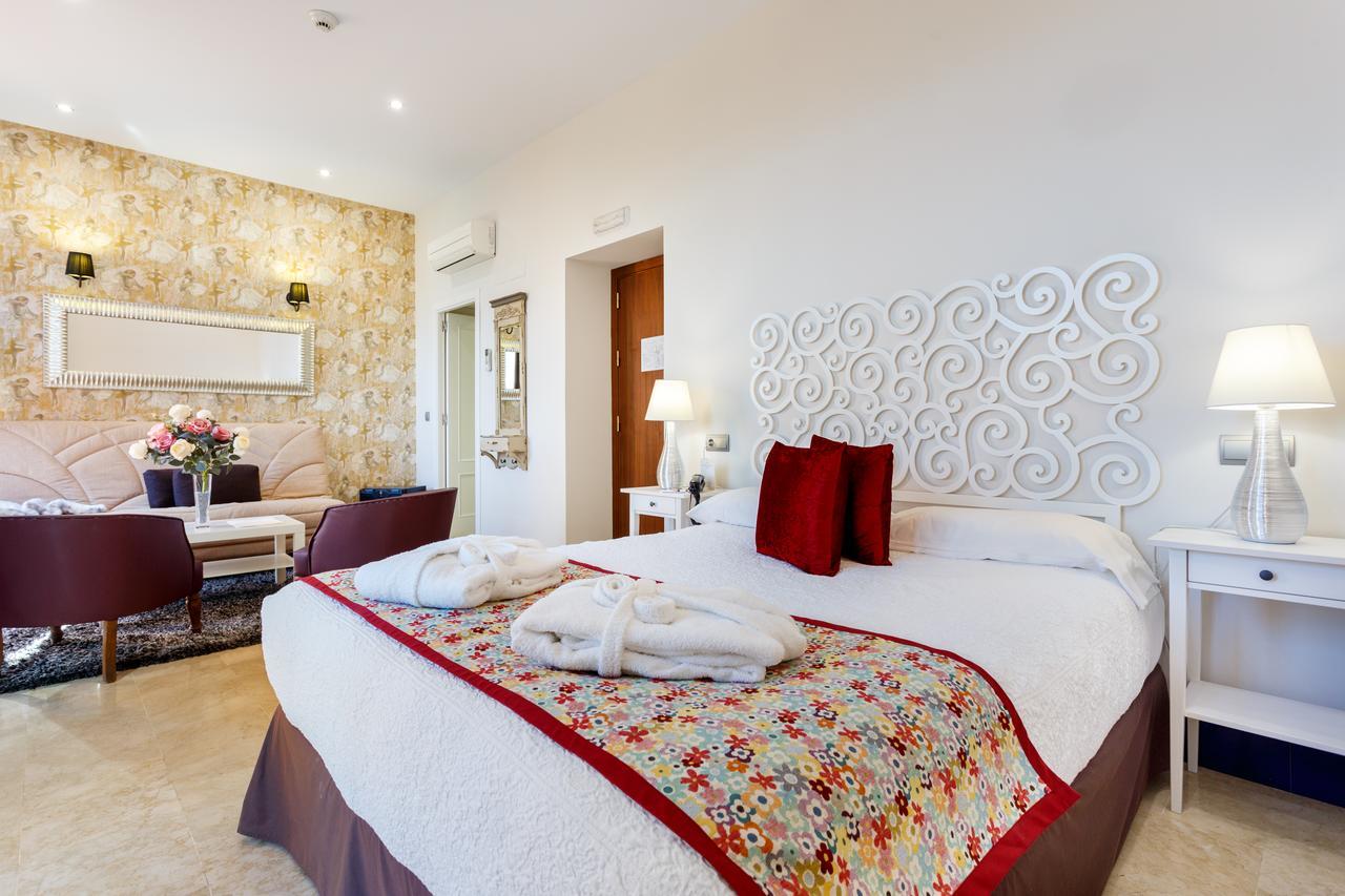 Double or Twin Room,799033476:JPEG