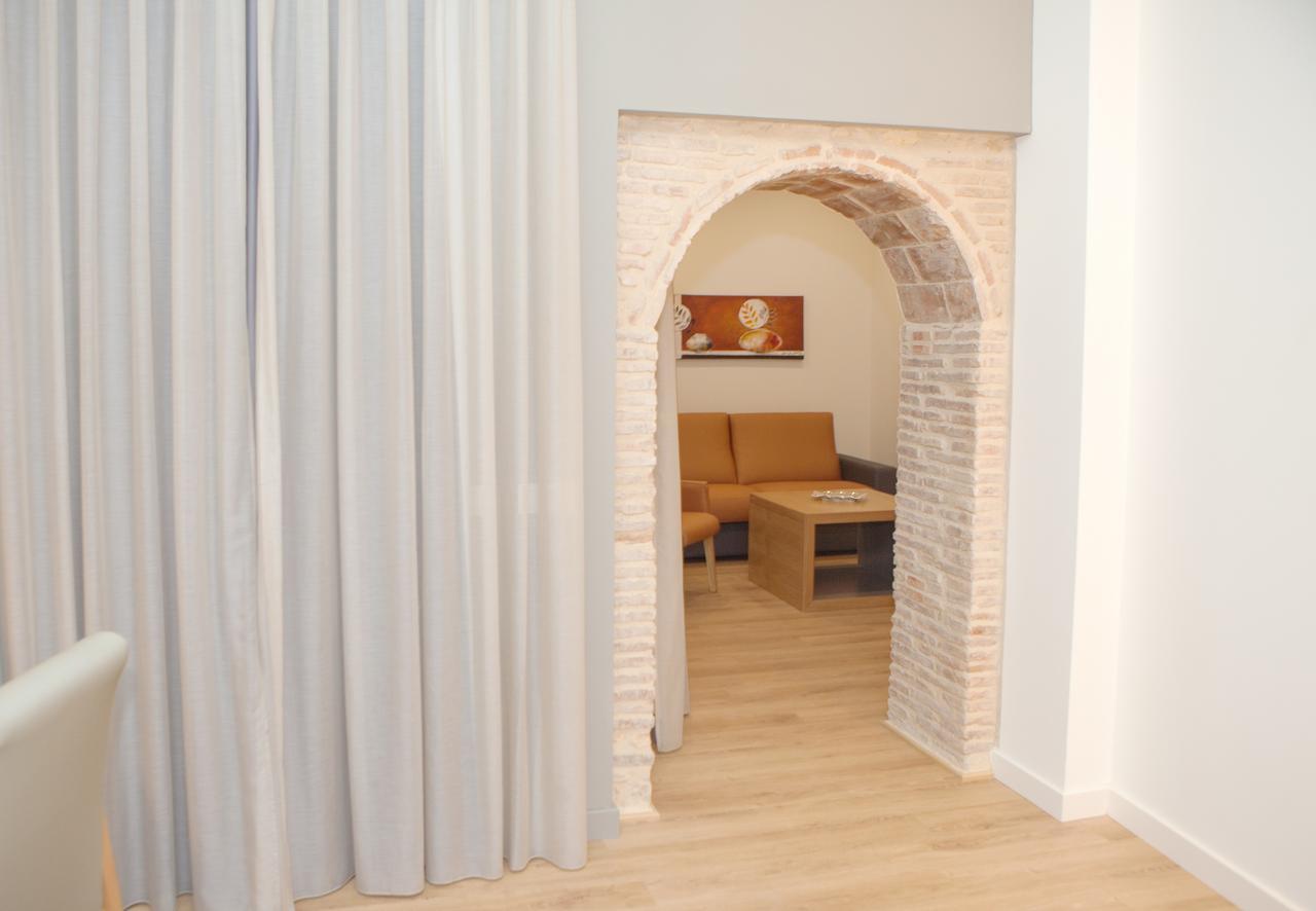 Deluxe Double Room,710840992:JPEG