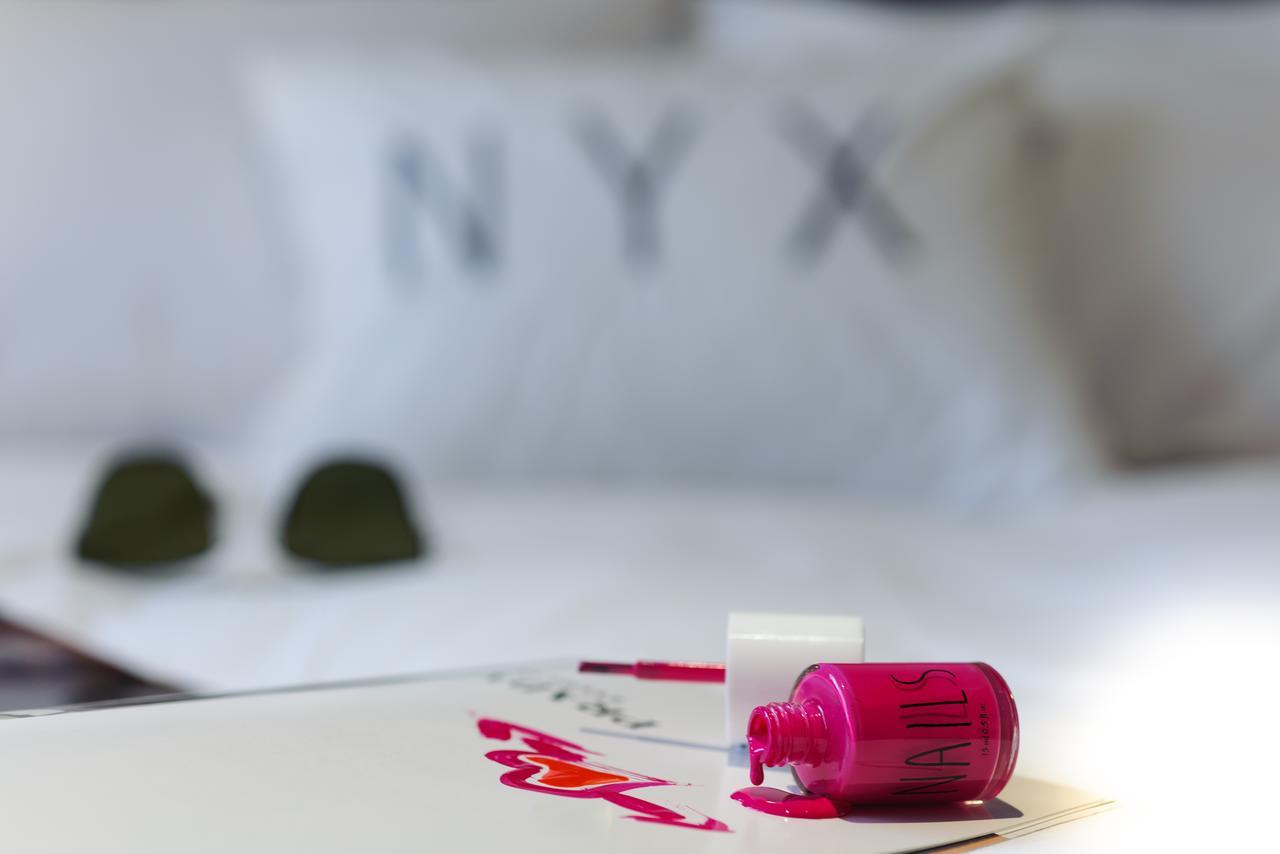 Superior,558550482:JPEG