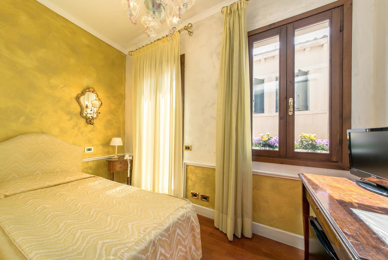 Single Room,1274460535:JPEG