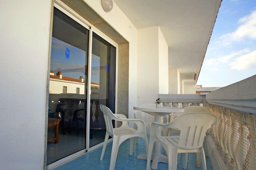 Apartamento de 1 dormitorio con balcón