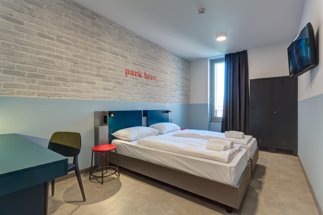 Double Room,791760807:JPEG