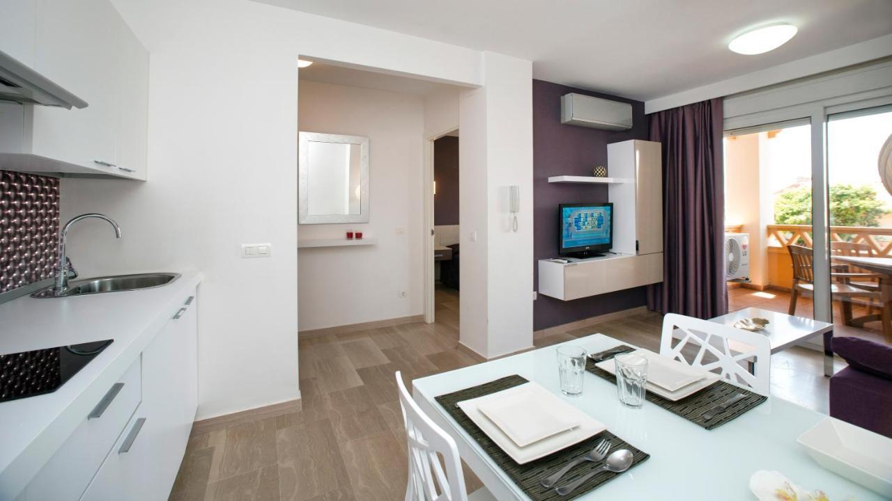 Superior One-Bedroom Apartment,752689895:JPEG