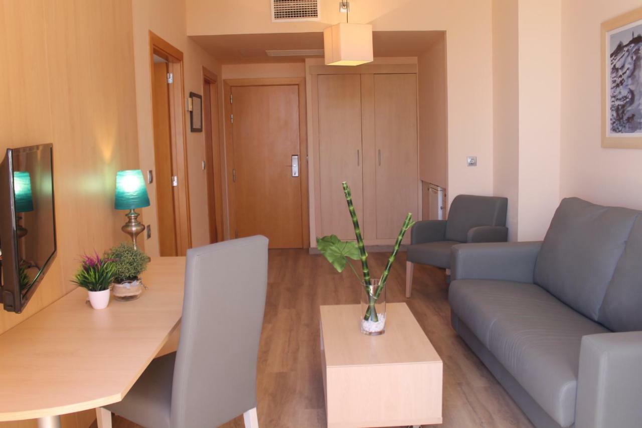 Superior Room with lounge (2 Adults + 1 Child),1005624748:JPEG