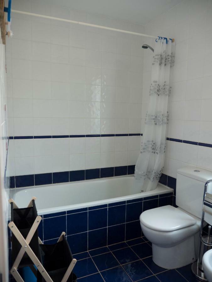 Double or Twin Room Bathroom