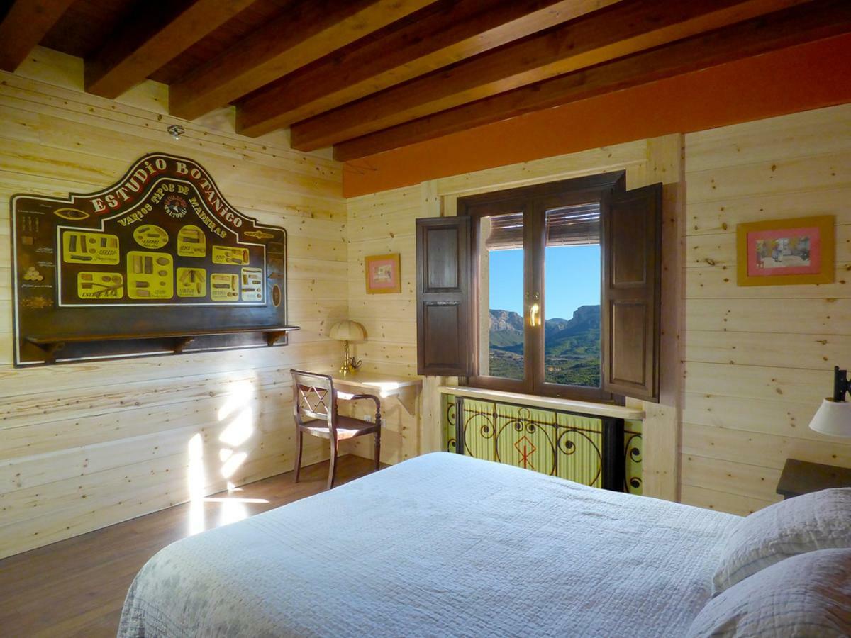 Double Room Mountain View