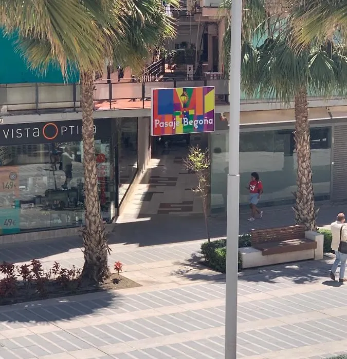 Kentia Rooms Torremolinos-1