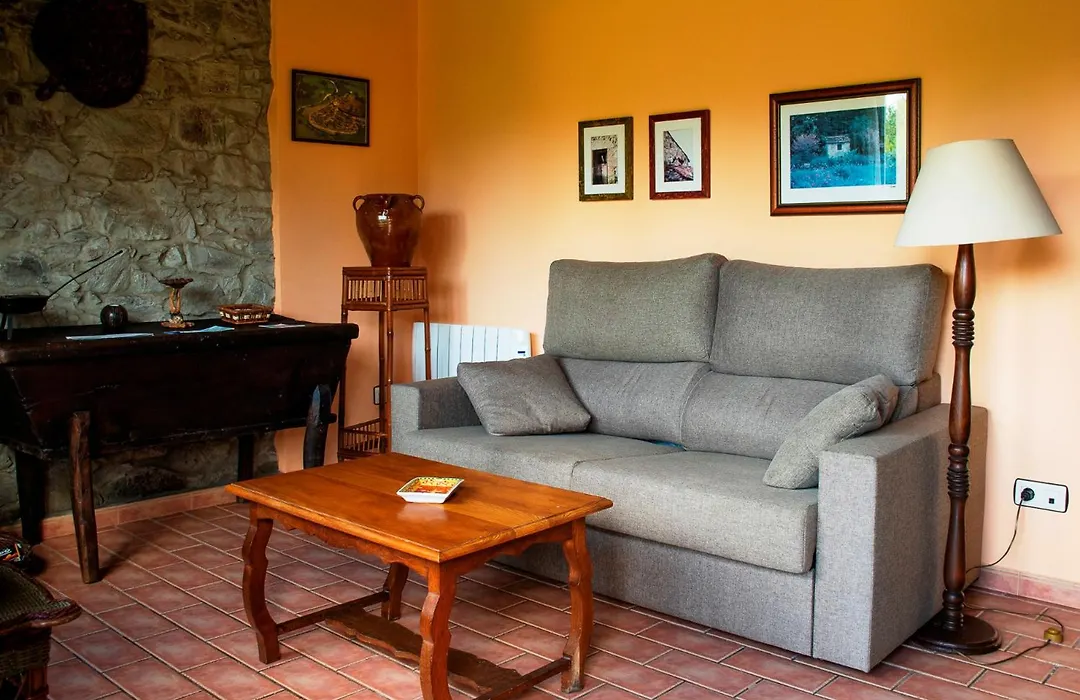 Apartamentos El Cueto-1