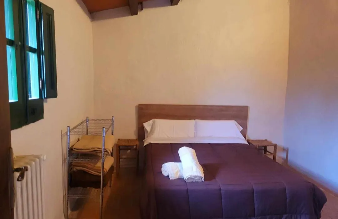 Masía para grupos con piscina privada-28 pax-1