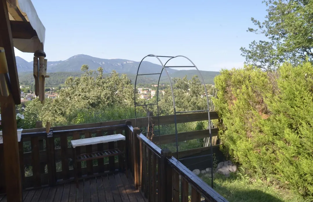 Camping De Besalu-1