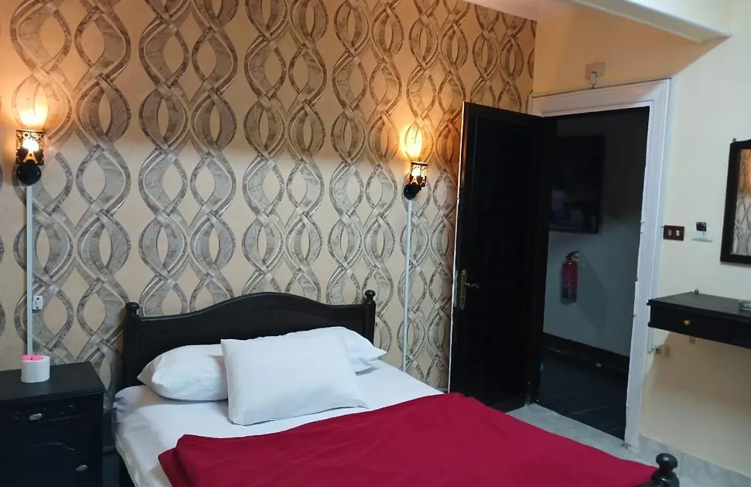 New Palace Hotel-1