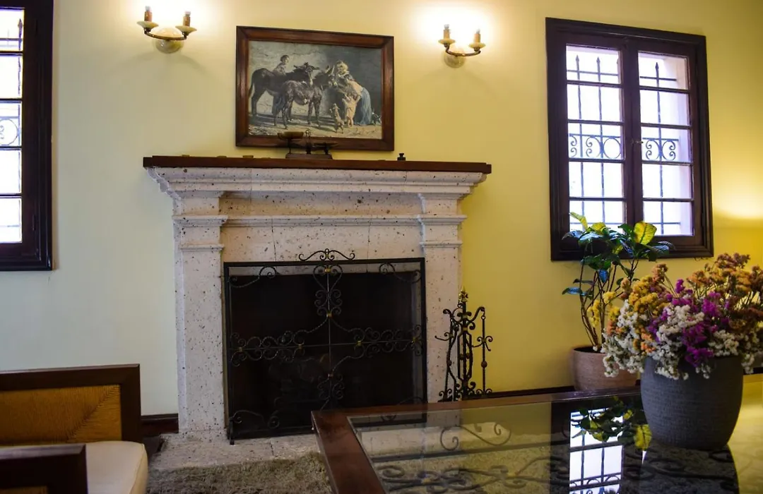 Hotel Villa Del Carmen-1