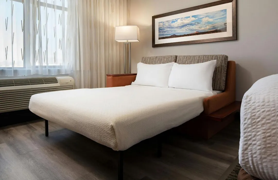 Courtyard By Marriott Scottsdale Salt River-1