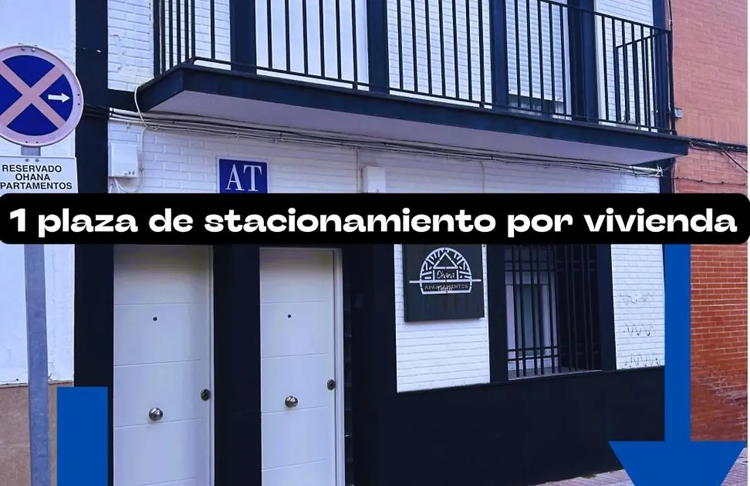 Apartamento independiente con parking privado gratuito y terraza de ensueño junto al Teatro Romano-1