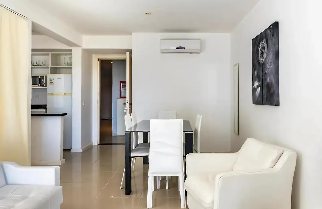 Arenas del Mar Apartments-1